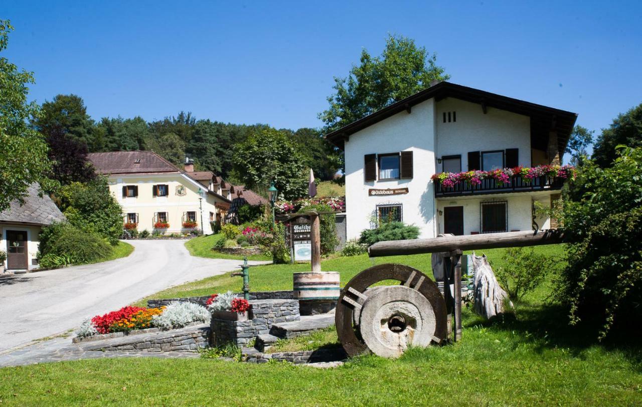 Krumbach  Gaestezimmer Buchegger מראה חיצוני תמונה