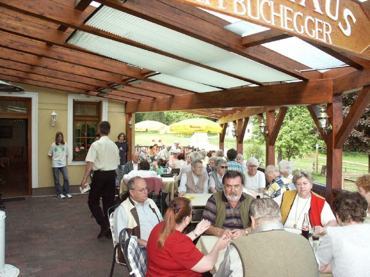 Krumbach  Gaestezimmer Buchegger מראה חיצוני תמונה