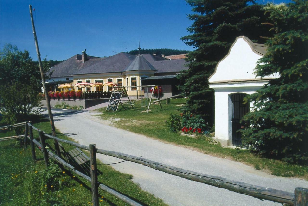 Krumbach  Gaestezimmer Buchegger מראה חיצוני תמונה