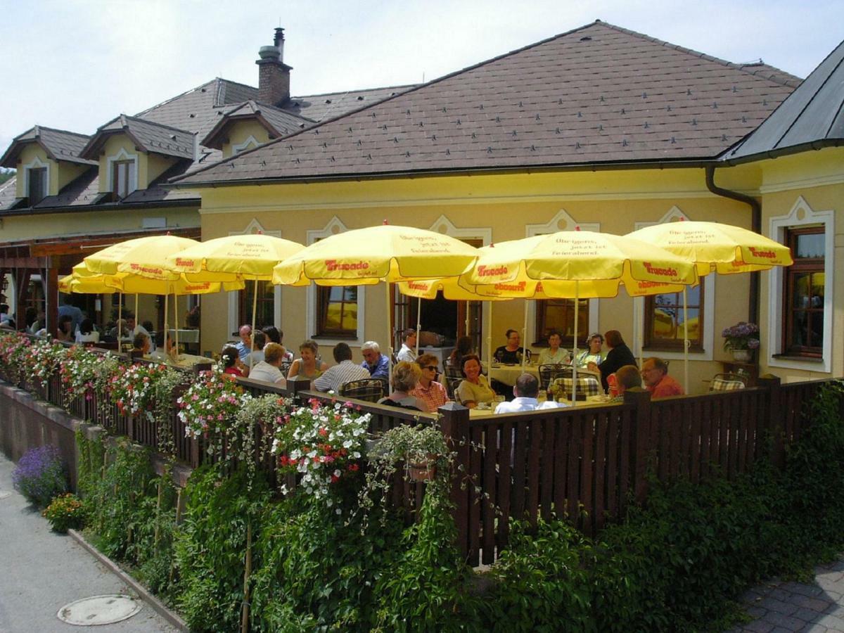 Krumbach  Gaestezimmer Buchegger מראה חיצוני תמונה