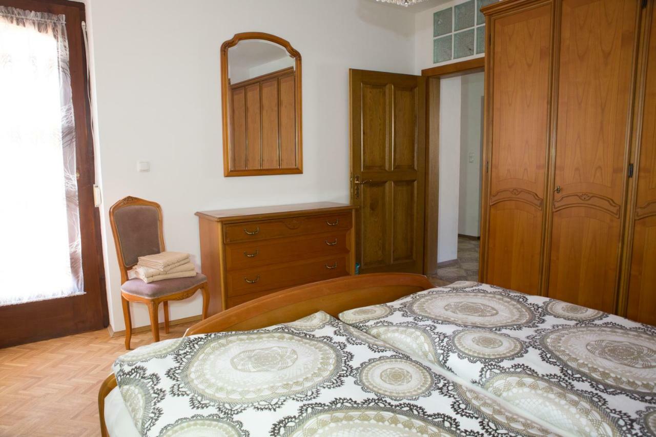 Krumbach  Gaestezimmer Buchegger מראה חיצוני תמונה